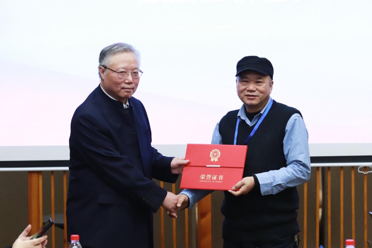 1766983439281476.jpg 1766983439281476.jpg